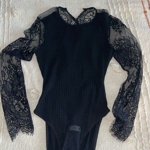Open back lace sleeve bodysuit never worn